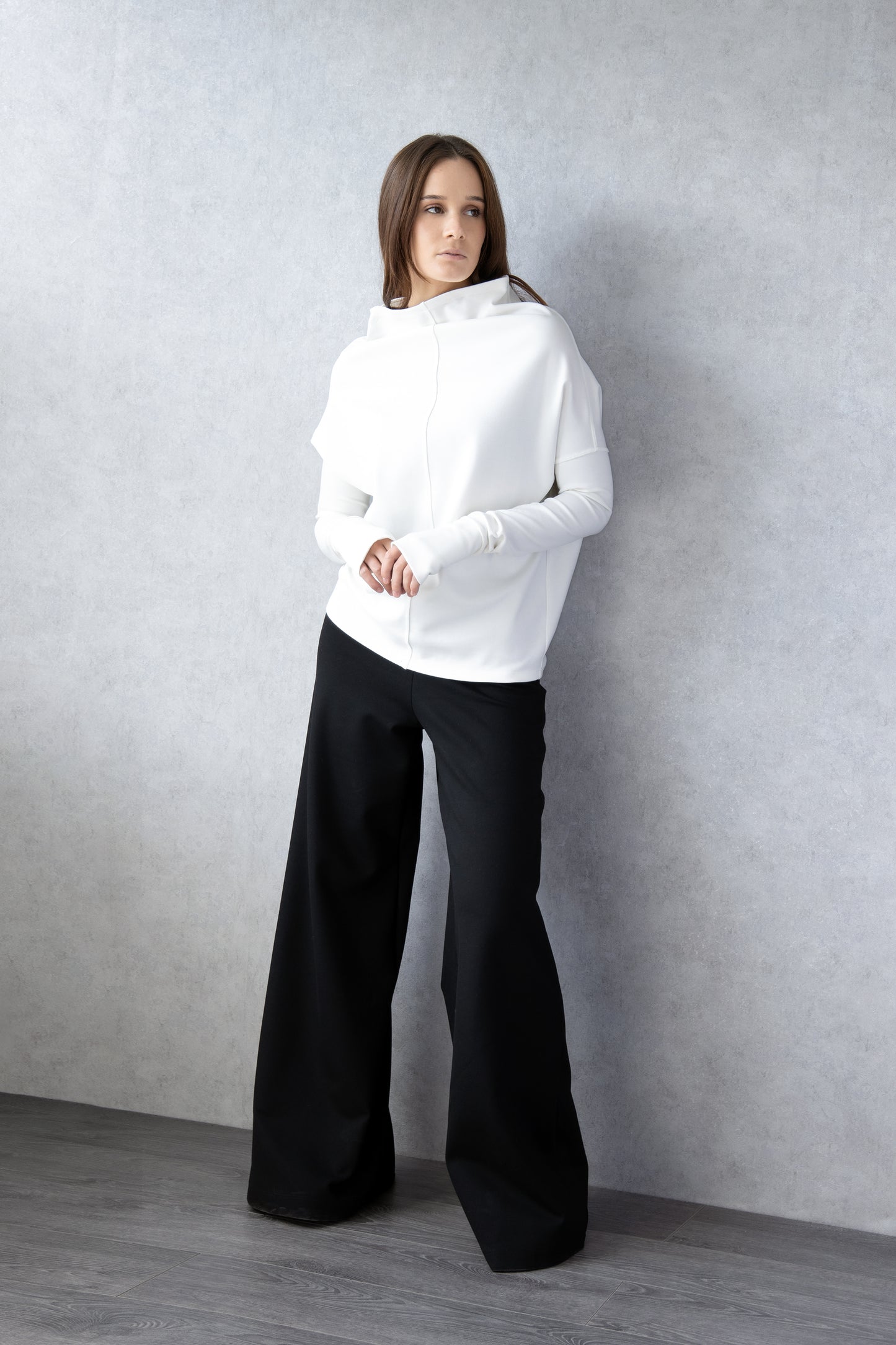 Flared Ponte di Roma Pants – Hidden Zipper, Soft Stretch Fabric, Elegant Fit