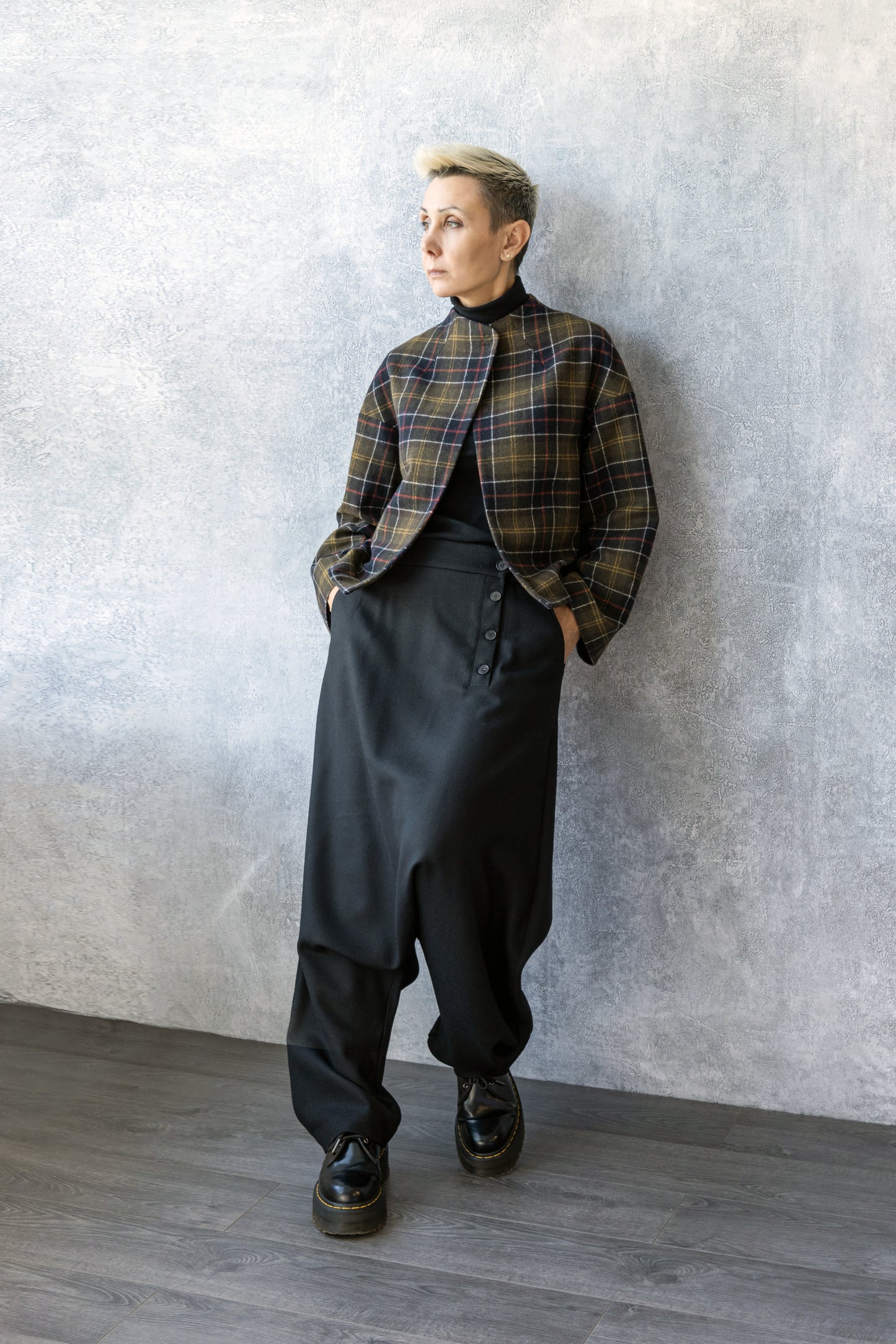Wool Tartan Jacket – Short Single-Breasted Blazer