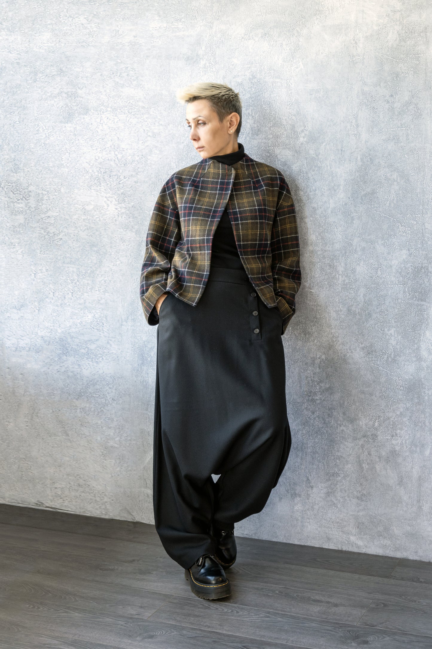 Wool Tartan Jacket – Short Single-Breasted Blazer