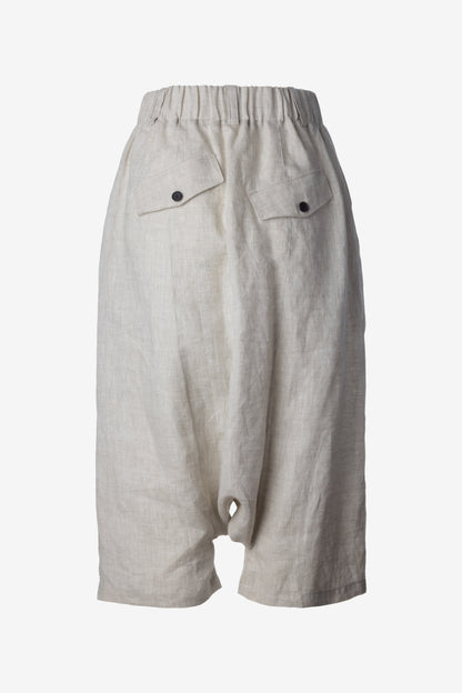 Decorative flap details on linen pants – Jana Coshe