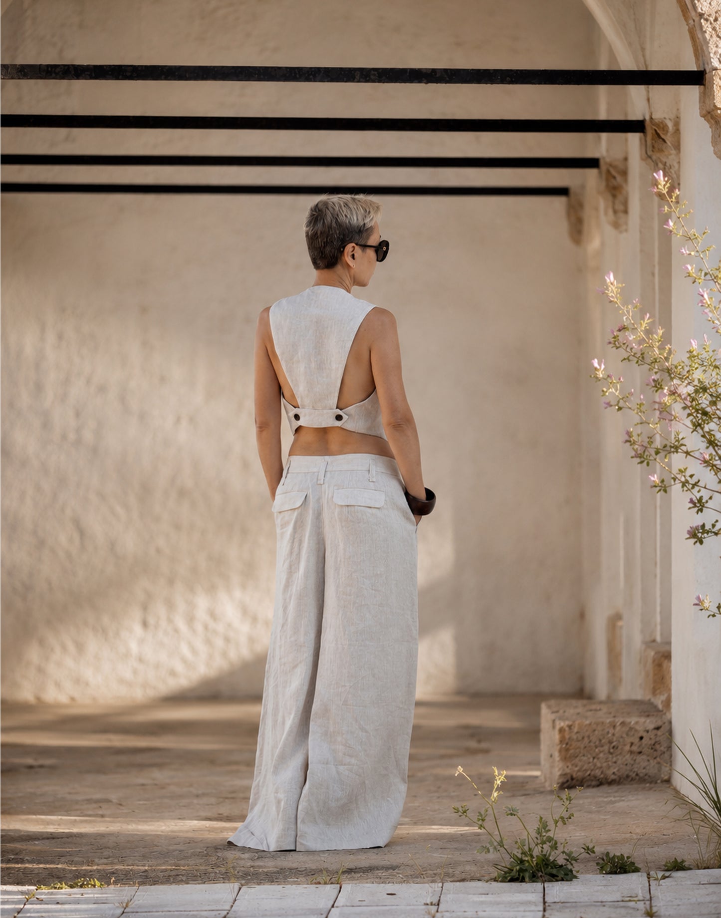 Natural Linen Live model - 4