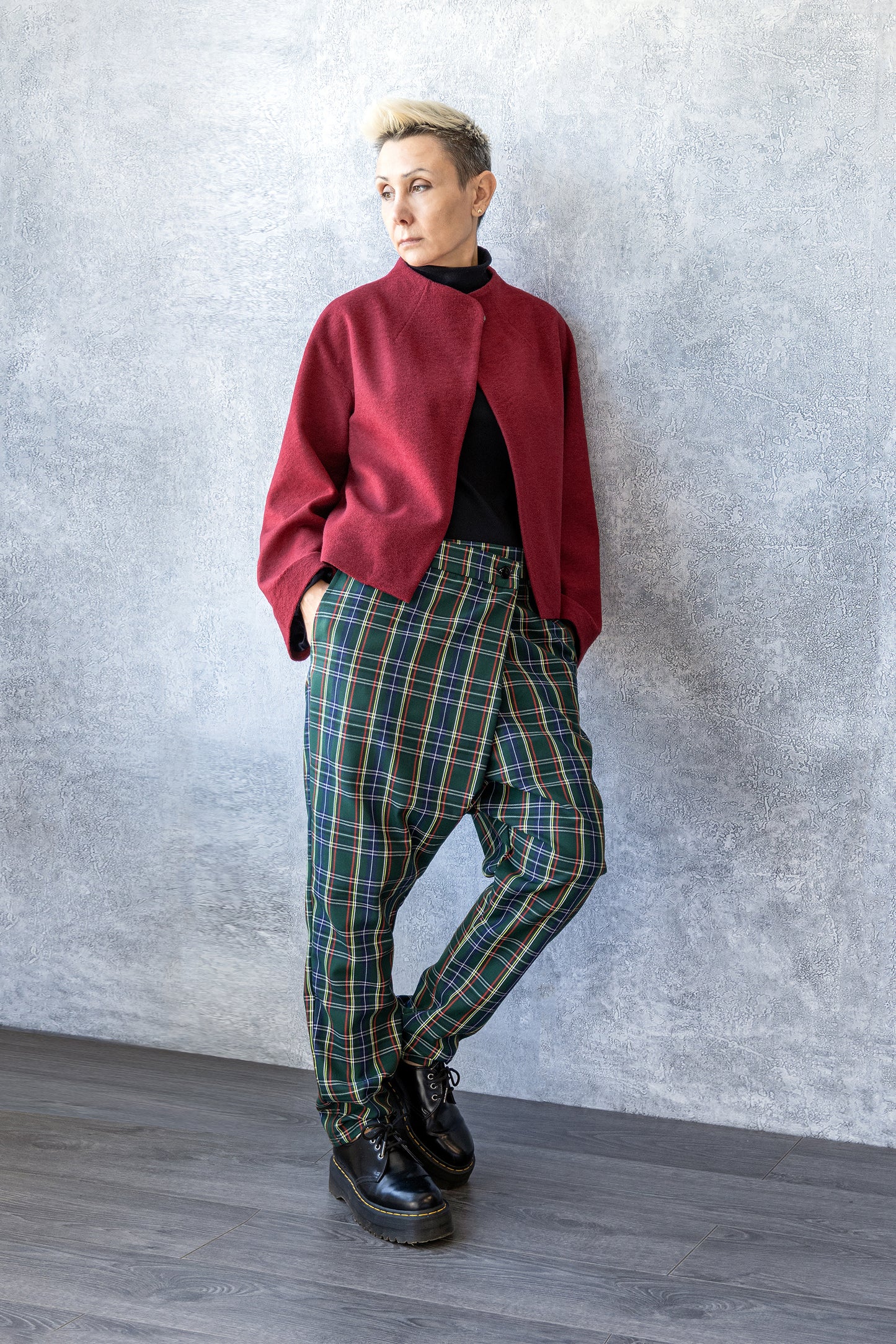 Wool Jacket – Short Single-Breasted Blazer in Burgundy