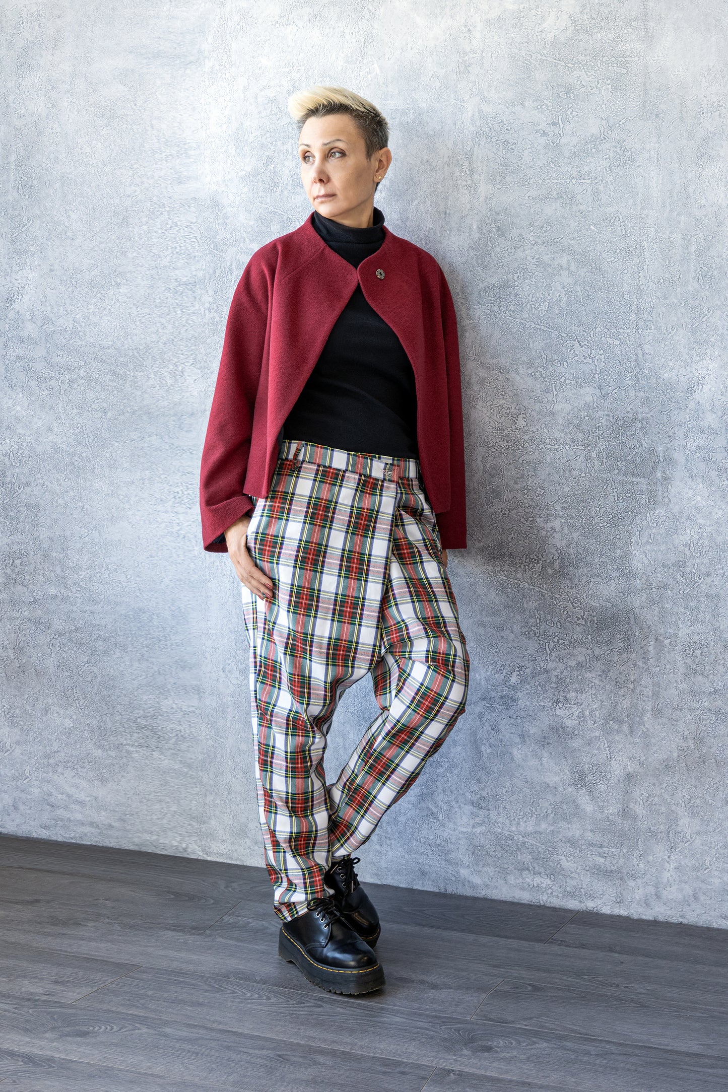 Wool Jacket – Short Single-Breasted Blazer in Burgundy