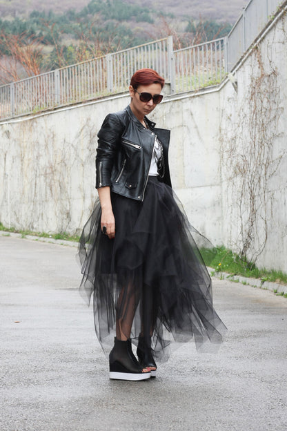 Asymmetric Tulle Skirt with Layers and Elastic Waist – Fully Lined